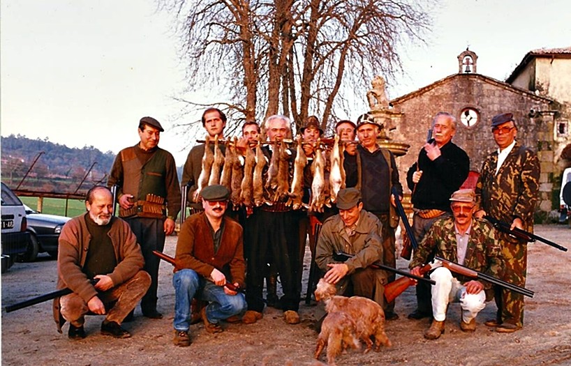 COELHOS EM PINDELA - 1993.jpg COELHOS EM PINDELA - 1993.jpg