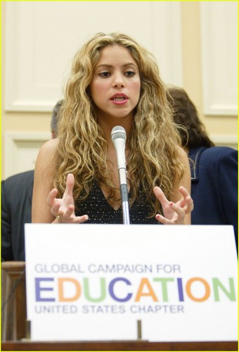 shakira-global-campaign-education.jpg