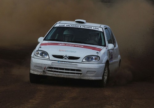 Paulo Meneses soma e segue na Praia...