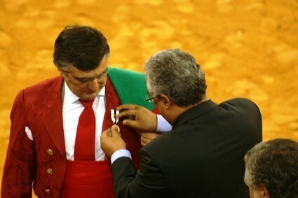 António Costa medalha forcado.jpeg