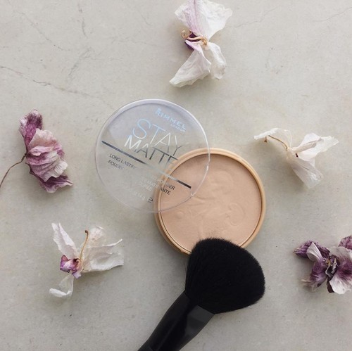 Stay Matte Rimmel.jpg