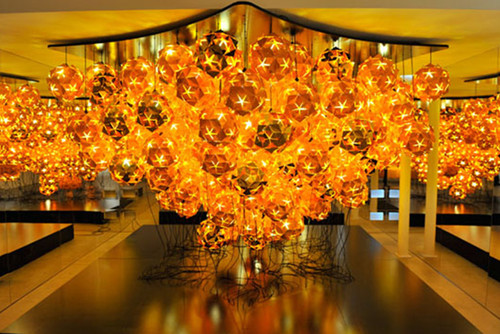 installation_tom_dixon_for_veuve_clicquot.jpg