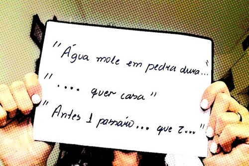 O que significa o ditado popular 'pimenta nos olhos dos outros é