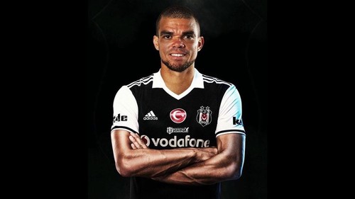 pepe besiktas.jpg pepe besiktas.jpg