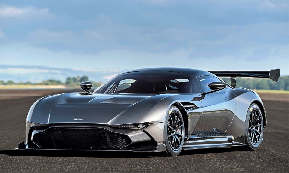 aston_martin_vulcan_2015-HD.jpg aston_martin_vulcan_2015-HD.jpg