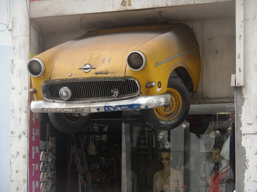 Montra na Rua do Loreto - Lisboa 1969.JPG