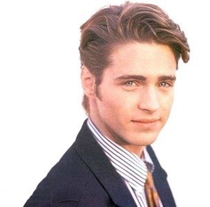 Jason Priestley1.jpg
