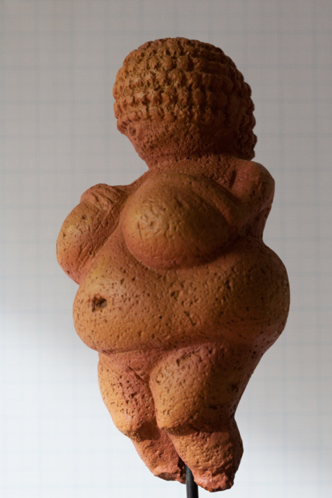 Venus_von_Willendorf,_copy-5.jpg