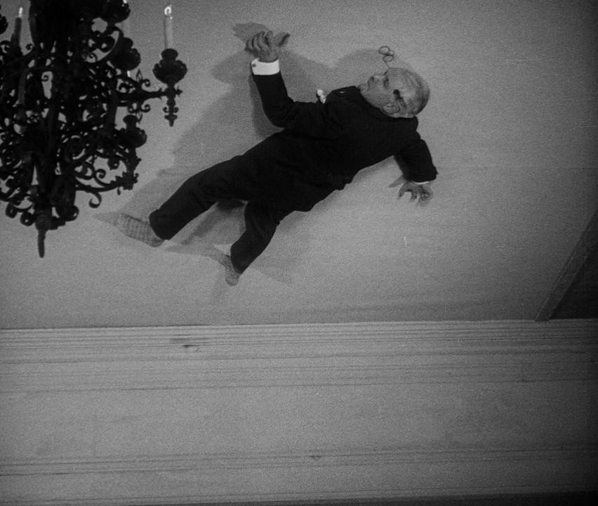 MV5BZWU2MGFkYmMtMzZlOS00OTA0LTk3NmQtMWI1NTYzMDA2Yz