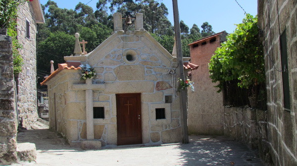 capela1.jpg capela1.jpg