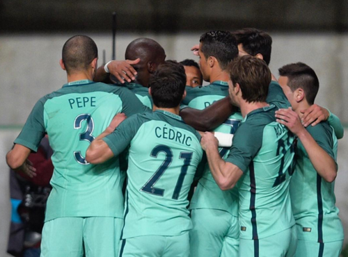 nani e cristiano no meio.jpg