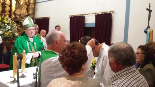 44225005_2072243999486869_4842870475744870400_n.jp