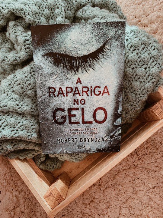 rapariganogelo.JPG rapariganogelo.JPG