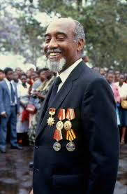 Marcelino dos Santos.png