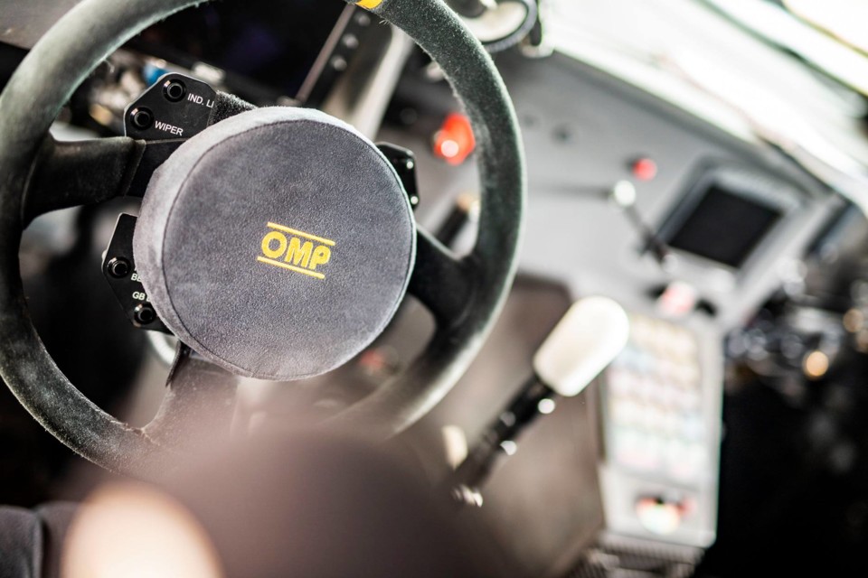 Borgward BX7 DKR da Borgward Rally Team (17).jpg Borgward BX7 DKR da Borgward Rally Team (17).jpg