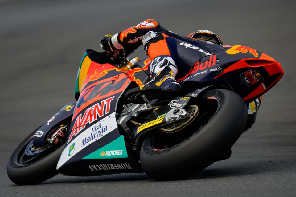 Moto GP: mais uma vez, Miguel Oliveira foi abalroado por um adversário e  desistiu da corrida ao sprint do GP da Áustria