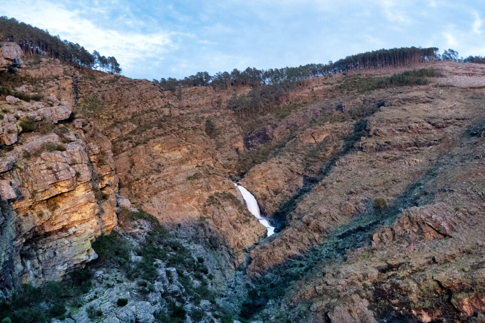 Pôr do sol serra do Alvão Fisgas queda de água.