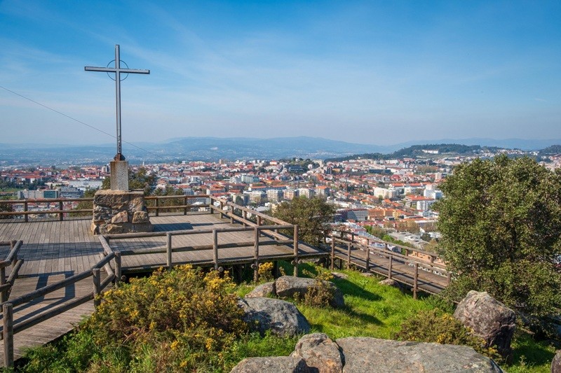 Braga (2)porucanud.jpg Braga (2)porucanud.jpg