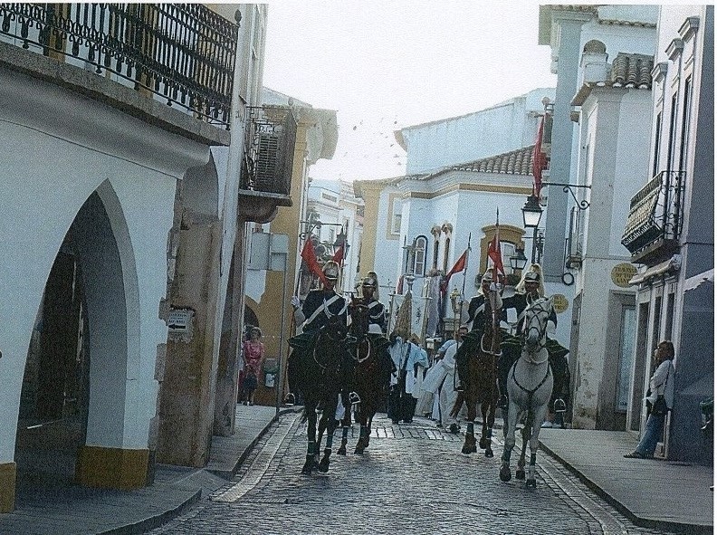 img351.jpg img351.jpg