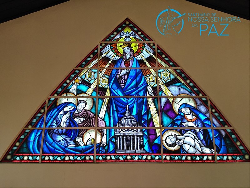 800px-Igreja_Imaculado_Coração_de_Maria_-_Vitral