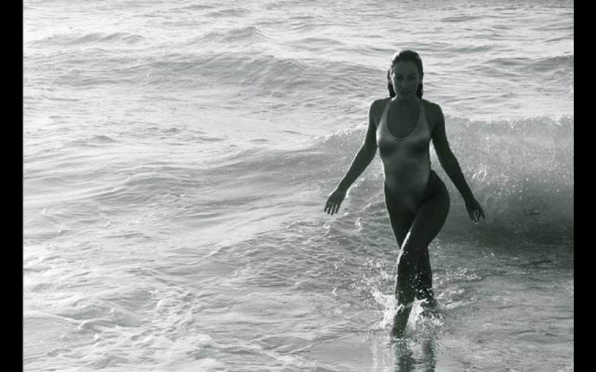 nova-gente-47554-noticia-joana-duarte-na-praia-lin