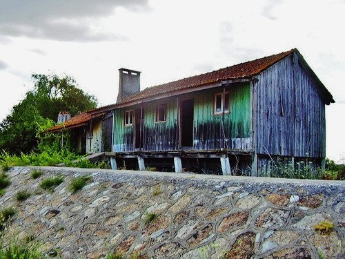 P6100915 Aldeia palafita do Patacão.JPG P6100915 Aldeia palafita do Patacão.JPG