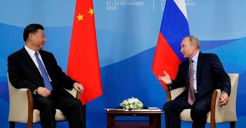 Rússia avança na Europa e China avança no Pací