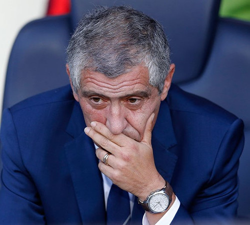 card_fernando_santos_portugal_euro2016_reuters_dar