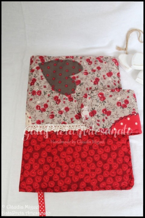 Capa de livros Hearts&amp;Roses1.JPG