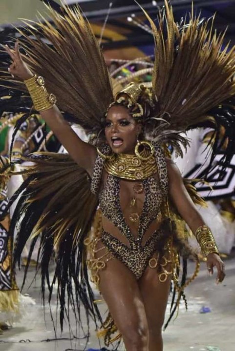 Adriana Bombom (Carnaval Rio 2020).jpg