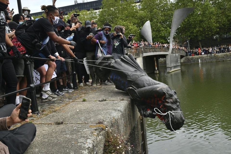 AP_20159546127318.jpg AP_20159546127318.jpg