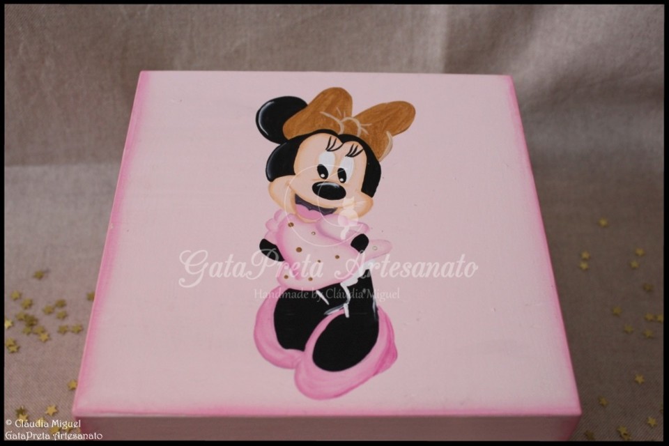 Caixa recordações de bebé Golden Minnie2.JPG