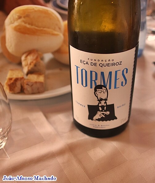 VINHO TORMES.JPG