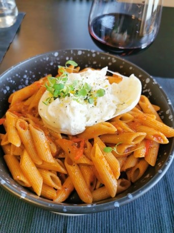 90060001_1110978452572042_4144677242032619520_n.jp