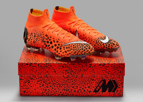 SP18_GFB_KimJones_Mercurial_AR6073-807_D_BOOTS_ON_ SP18_GFB_KimJones_Mercurial_AR6073-807_D_BOOTS_ON_