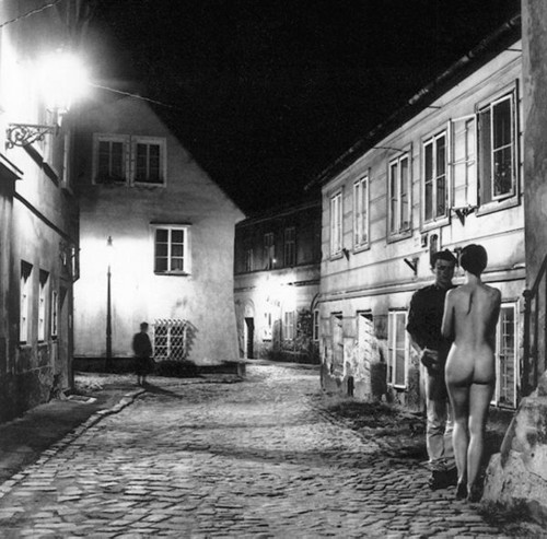 79-8_H_nnewton.jpg 79-8_H_nnewton.jpg