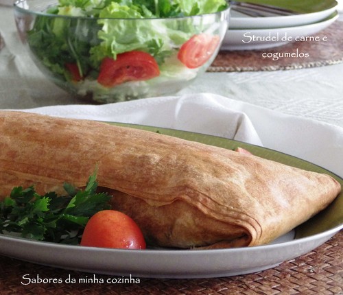 IMGP4024-Strudel de carne e cogumelos-Blog.JPG IMGP4024-Strudel de carne e cogumelos-Blog.JPG