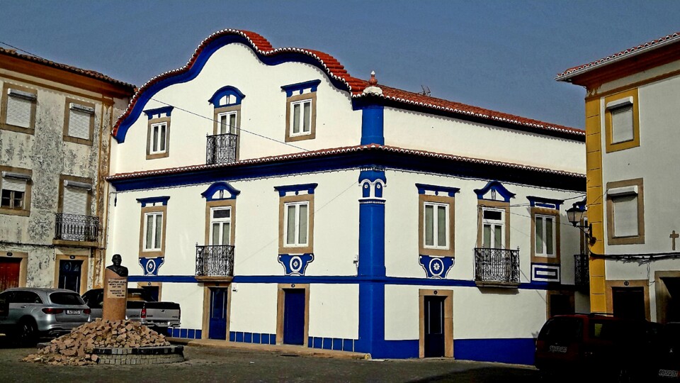 CASA AZUL NISA.jpg
