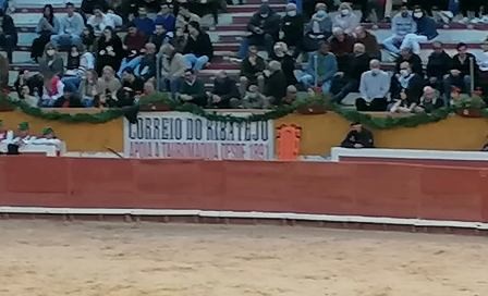 Correio do Ribatejo-Praça de Santarém.jpg