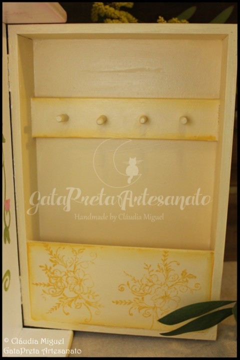 Caixa guarda-jóias com gavetas Spring6.JPG