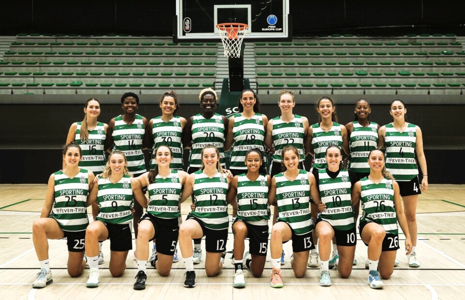 Foto-de-equipa_11zon-scaled-e1734950642285-2048x11