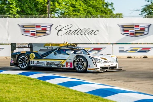 313519_707496_actionexpress_5.imsa_josemariodias_0