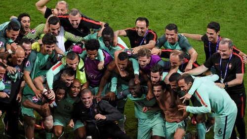 6LIID1VI.jpg 6LIID1VI.jpg