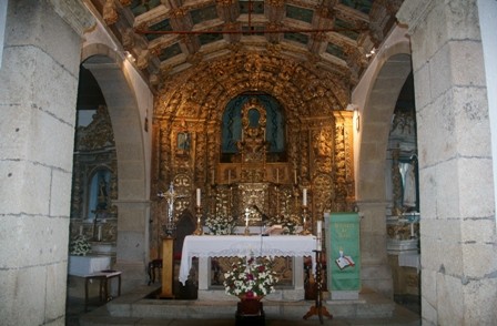 altar.jpg altar.jpg