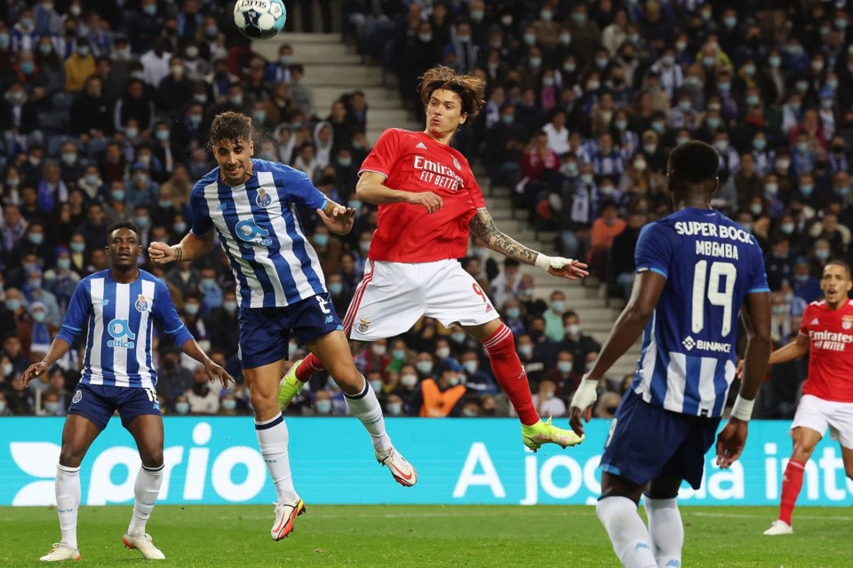 Todos gostariam que Rafa ficasse no Benfica, mas temos de respeitar