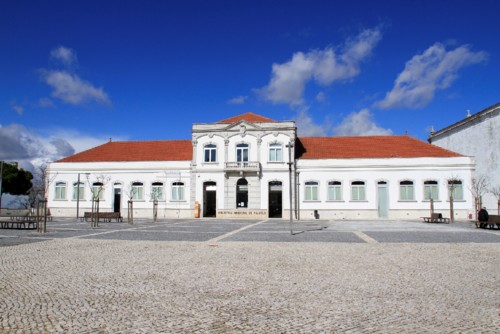 Biblioteca de Palmela.jpg