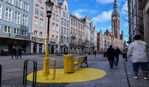 Primeira Casa da Rua by Nuno Matos Cabral 2.jpg Primeira Casa da Rua by Nuno Matos Cabral 2.jpg