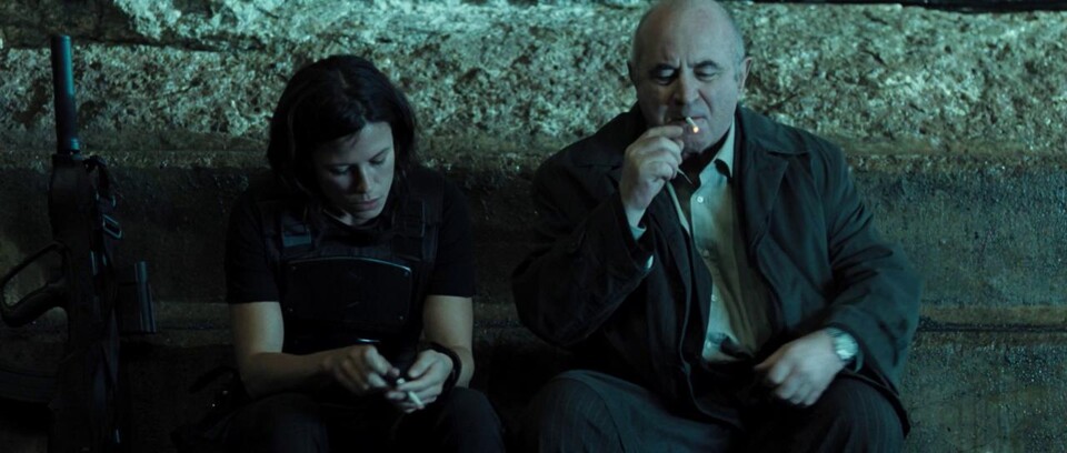 MV5BMzdjMGQwMWMtODIxYS00MTEwLWIzZGQtMzIwODRmNzYzMT