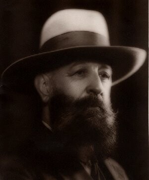 candido guerreiro.jpg