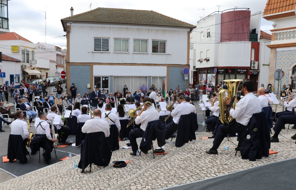 filarmonica_aveiras_cima.jpg filarmonica_aveiras_cima.jpg